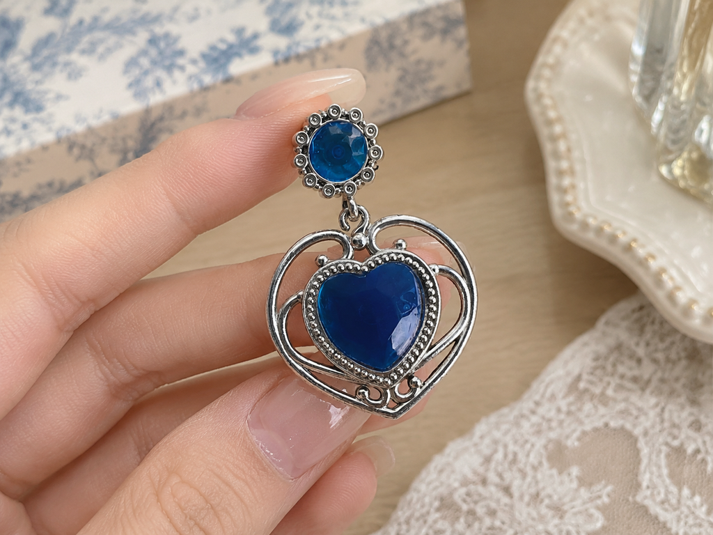 Heart Gem Princess Toy Earrings · Details