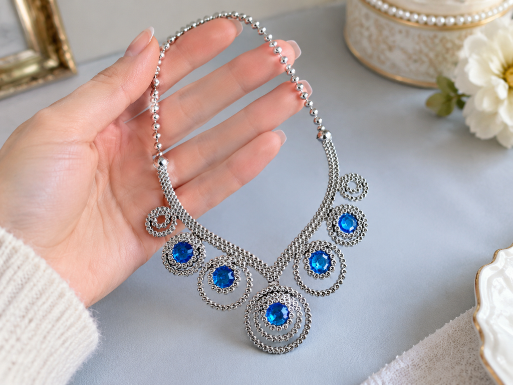 Round Gem Princess Toy Necklace · Details